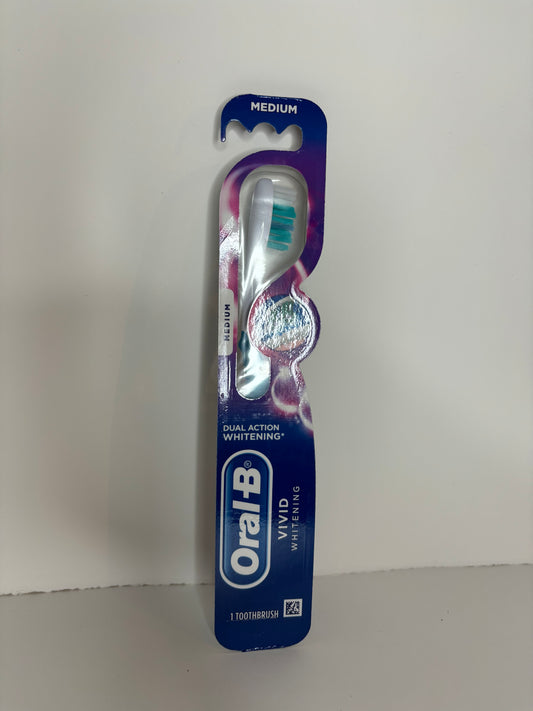 Toothbrush Vivid Whitening (Medium)